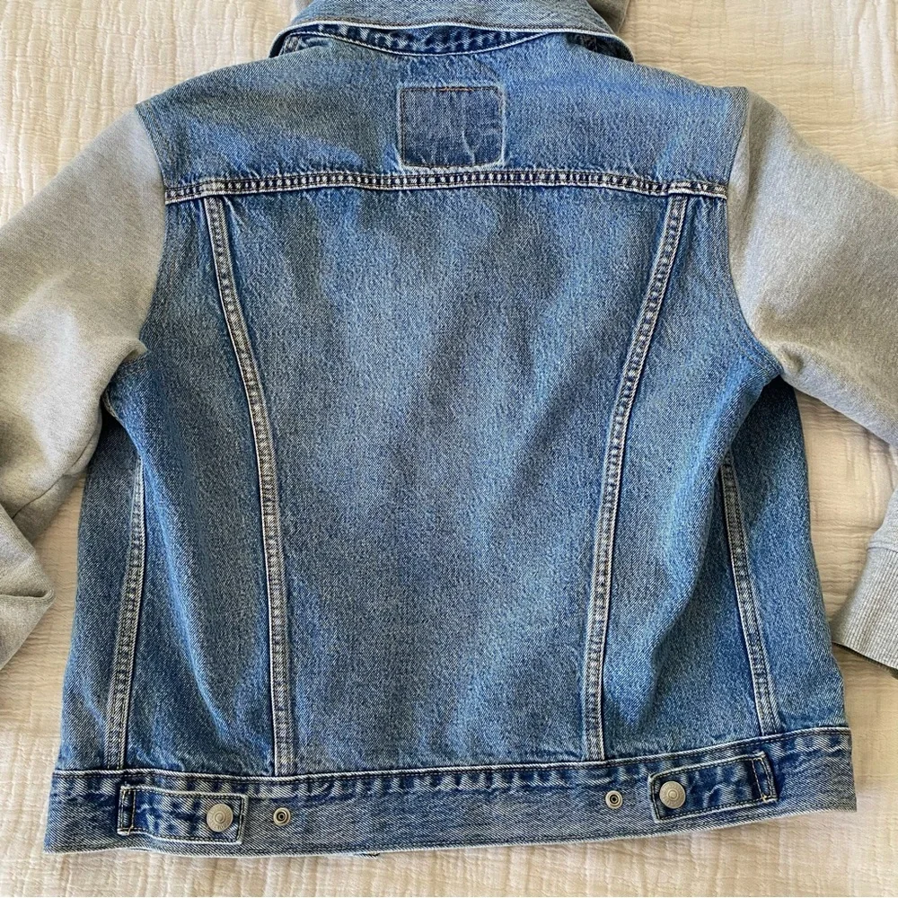 Levi’s Women's Hybrid Denim Hoodie Trucker Jacket Blue Gray 100% Cotton size S - Picture 9 of 10